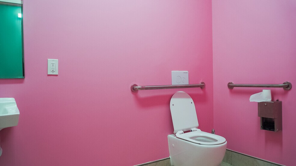 More Photos Of 3660 W Waldo Ave, Bronx Apartments For Lease