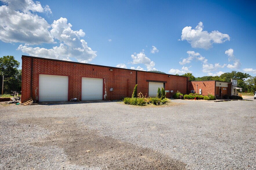 More Photos Of 363 Old Larkinsville Rd, Scottsboro Warehouse For Sale