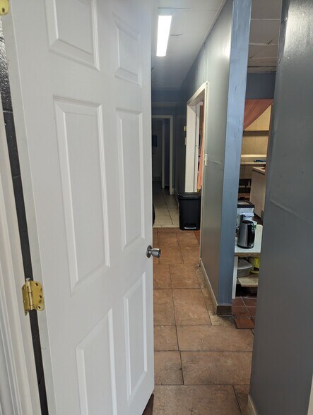 More Photos Of 4800-4816 Navy Rd, Millington Unknown For Lease