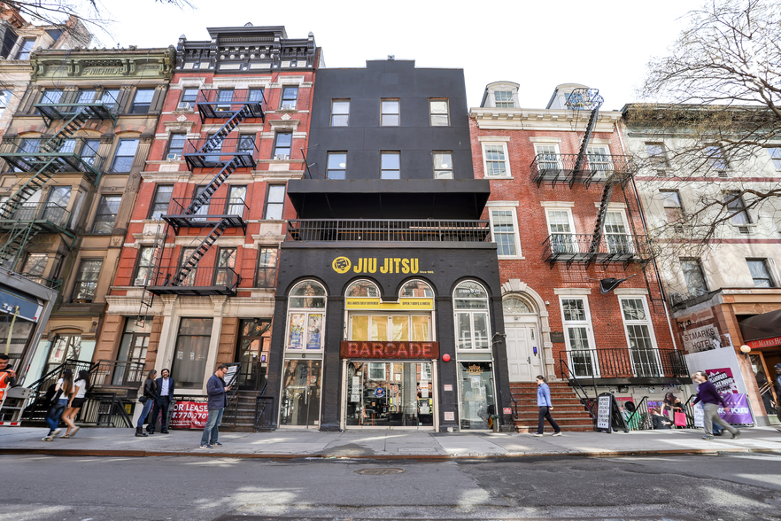 More Photos Of 6 Saint Marks Pl, New York Storefront For Sale