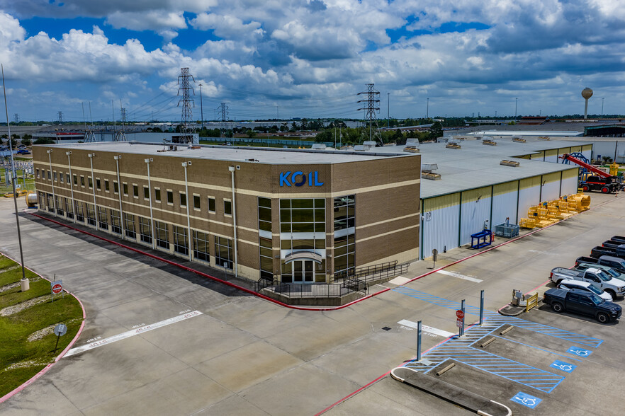 More Photos Of 1310 Rankin Rd, Houston Unknown For Lease