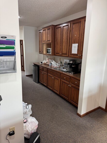 More Photos Of 7975 Stone Creek Dr, Chanhassen Office For Sale