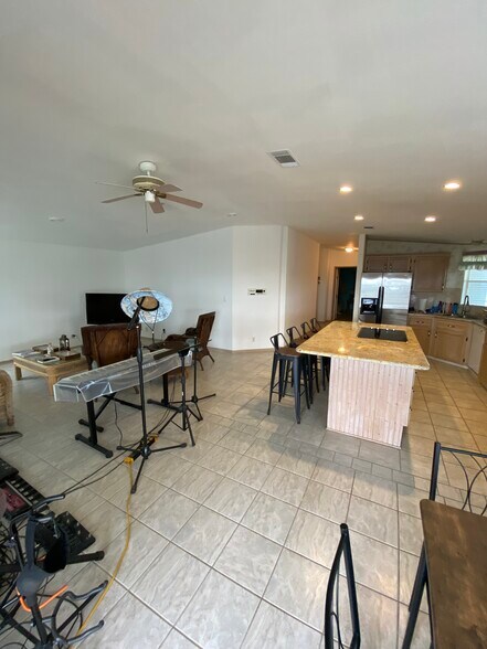 More Photos Of 3096 Skipper Ln, Saint James City Marina For Sale