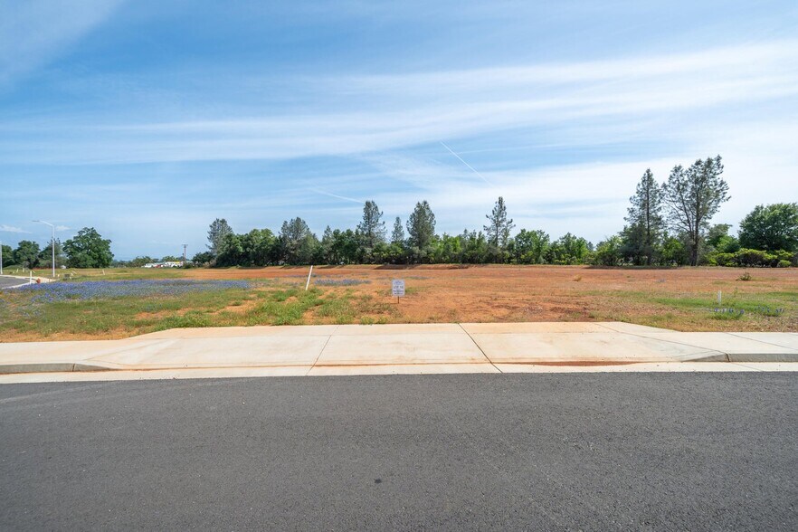 More Photos Of Airport Rd @ Rancho Rd, Redding Land For Sale