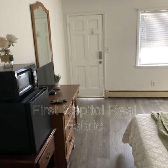 More Photos Of 5104 Fairfield Rd, Fairfield Apartments For Sale