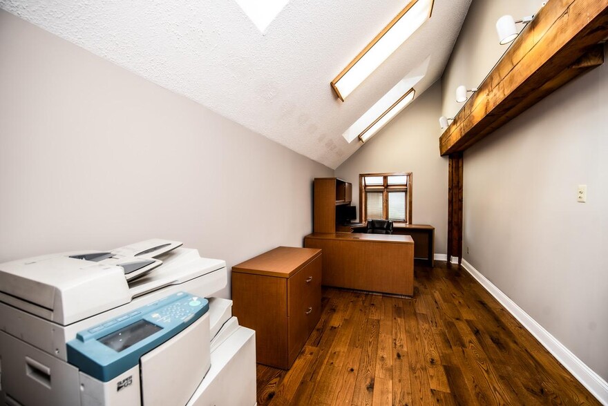 More Photos Of 124 John Robert Thomas Dr, Exton Loft Creative Space For Lease