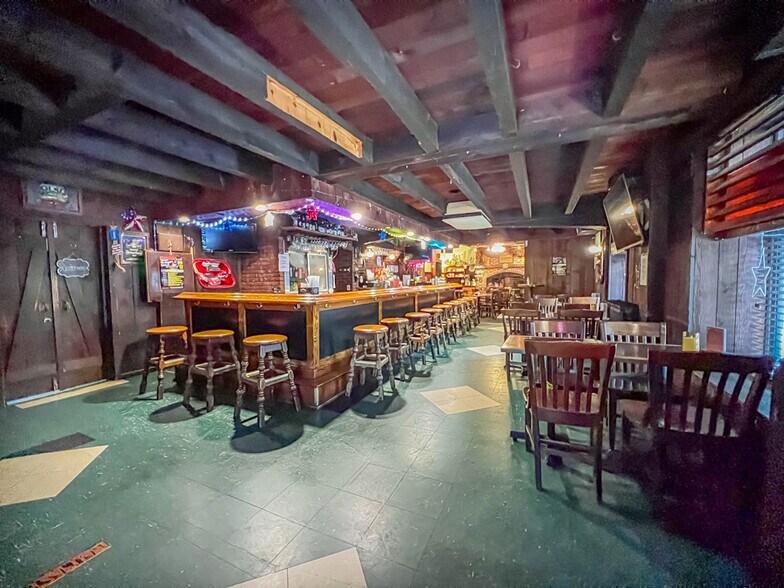 More Photos Of 100 W Maple Ave, Langhorne Restaurant For Sale