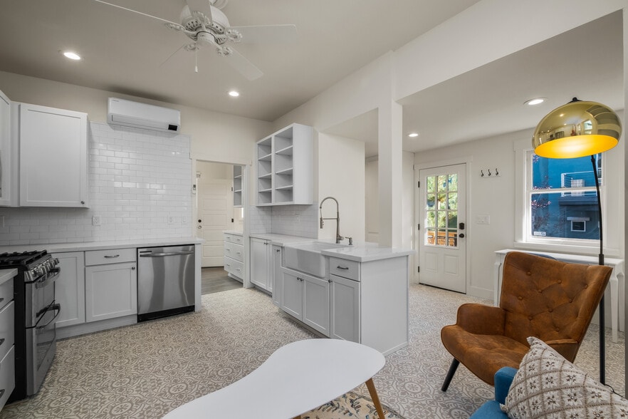 More Photos Of 214 Stewart St, Reno Apartments For Sale