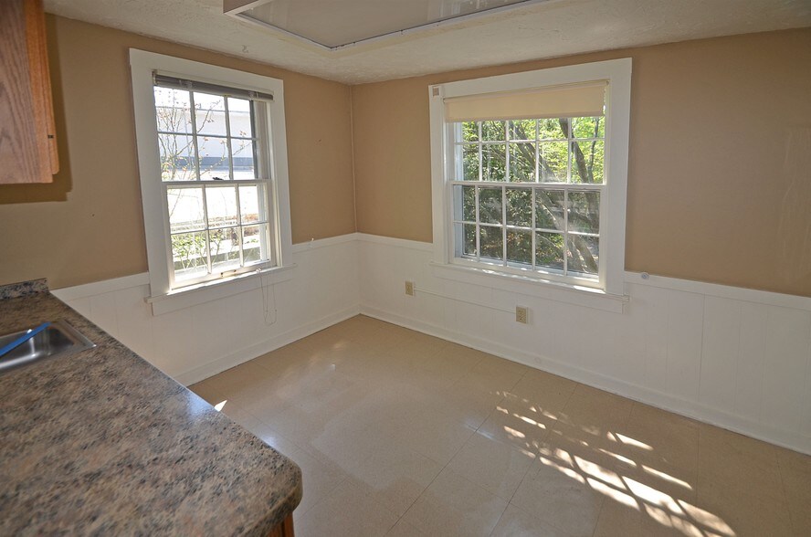 More Photos Of 2650 Dover Center Rd, Westlake Medical For Sale
