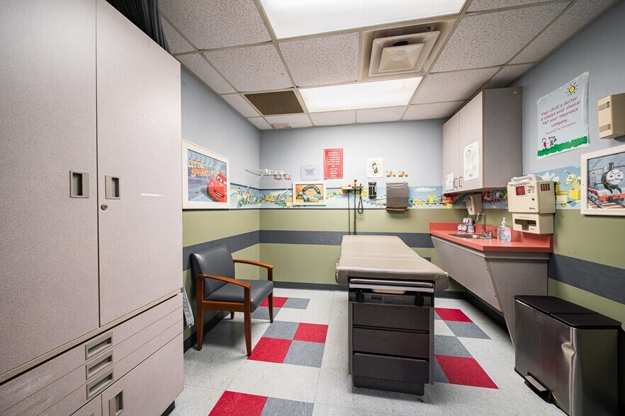 More Photos Of 1610 Opelika Rd, Phenix City Medical For Sale