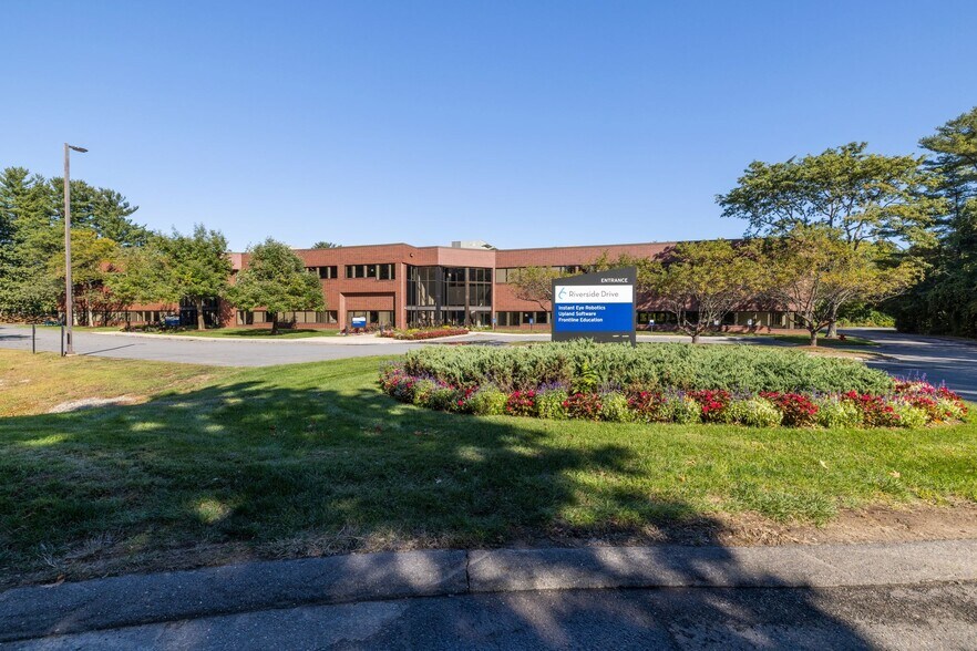 More Photos Of 6 Riverside Dr, Andover Research And Development For Lease