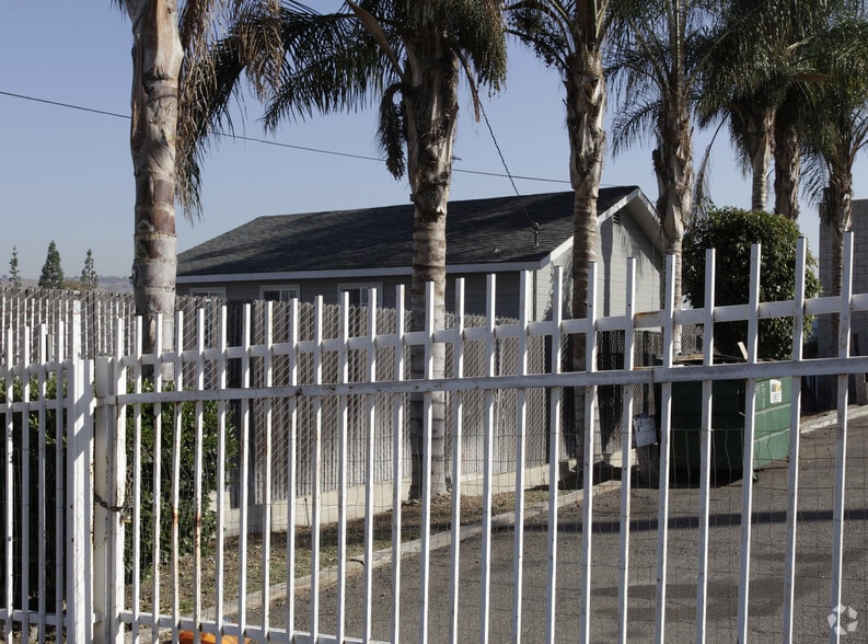 More Photos Of 620 S Cypress St, La Habra Warehouse For Sale