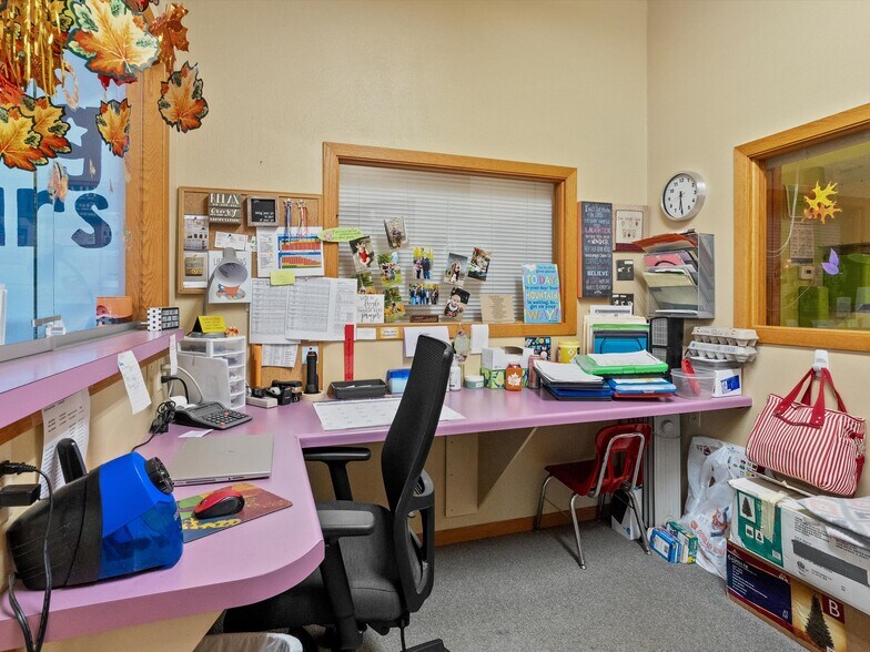 More Photos Of 1017 Laurel St, Marshfield Specialty For Sale
