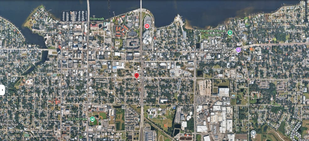 More Photos Of 117 9th Ave, Bradenton Multifamily For Sale