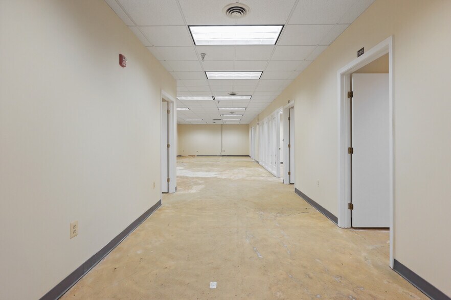 More Photos Of 339 Buschs Frontage Rd, Annapolis Medical For Sale