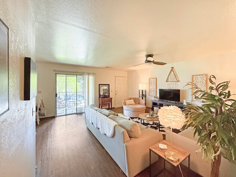 More Photos Of 721 W 11th St, Chico Apartments For Sale