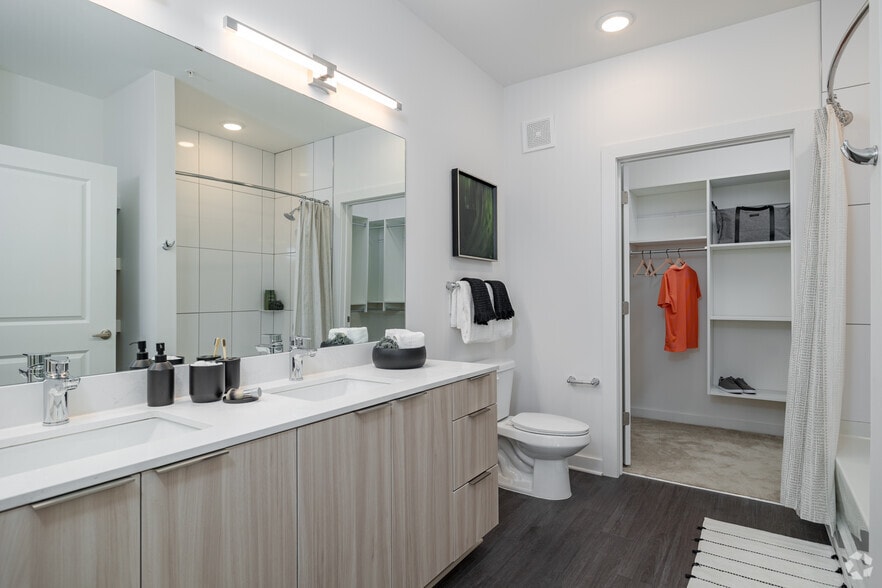 More Photos Of 1350 Dresden Dr, Brookhaven Apartments For Lease