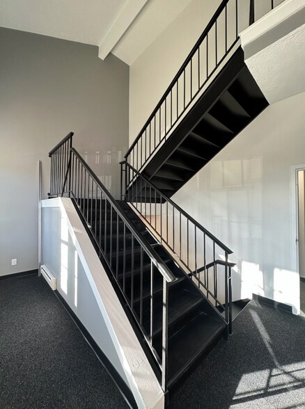 More Photos Of 7800 Cooper Rd, Montgomery Medical For Lease