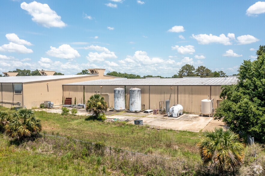 More Photos Of 3301 W Main St, Leesburg Warehouse For Lease