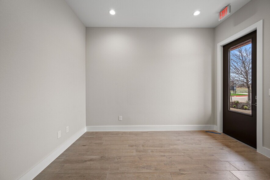 More Photos Of 2951 FM 1460, Georgetown Office For Sale