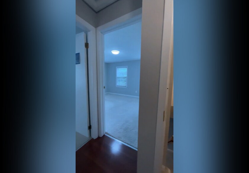 More Photos Of 2401 Huntington Ave, Alexandria Office For Sale