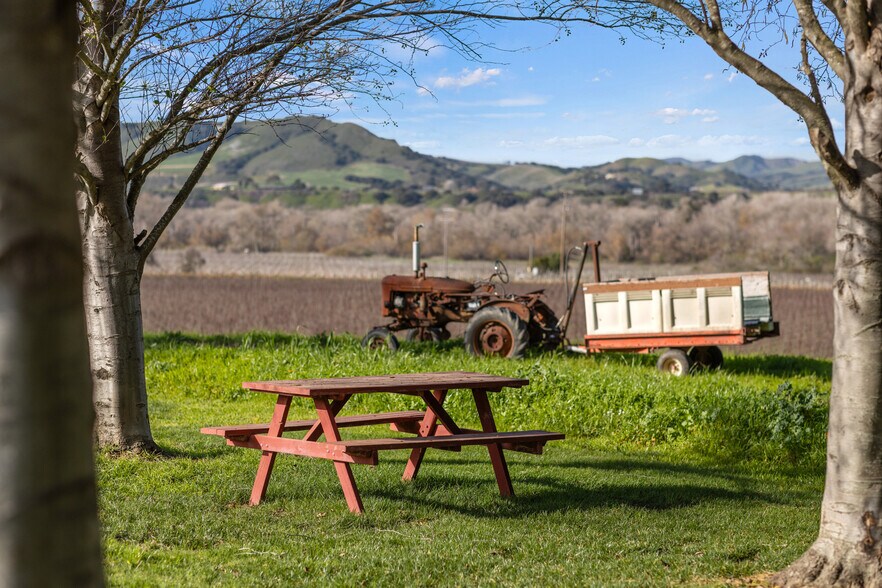 More Photos Of 6855 Santa Rosa Rd, Buellton Specialty For Sale