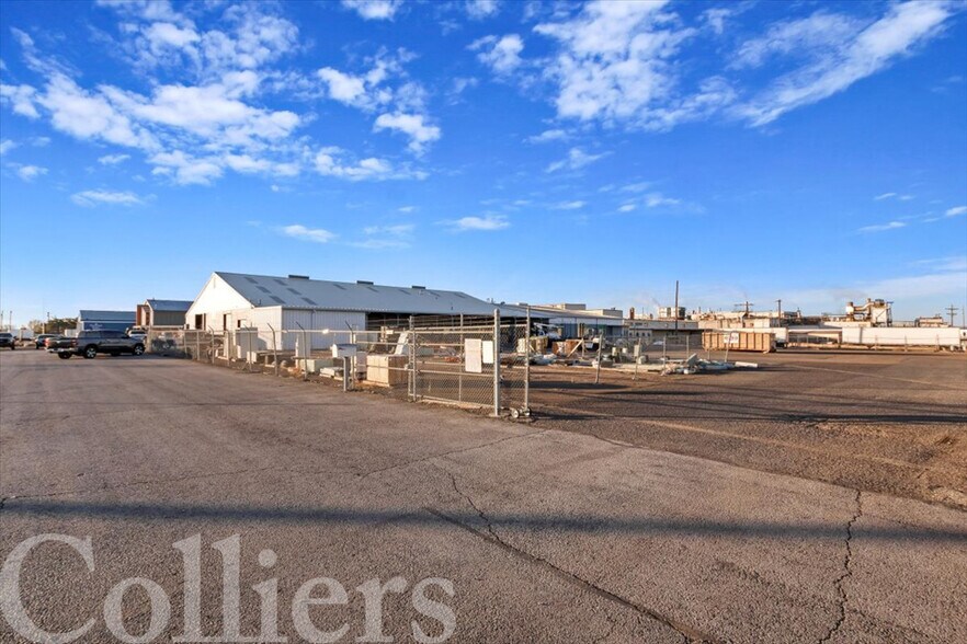More Photos Of 216 S Park Ave W, Twin Falls Warehouse For Sale