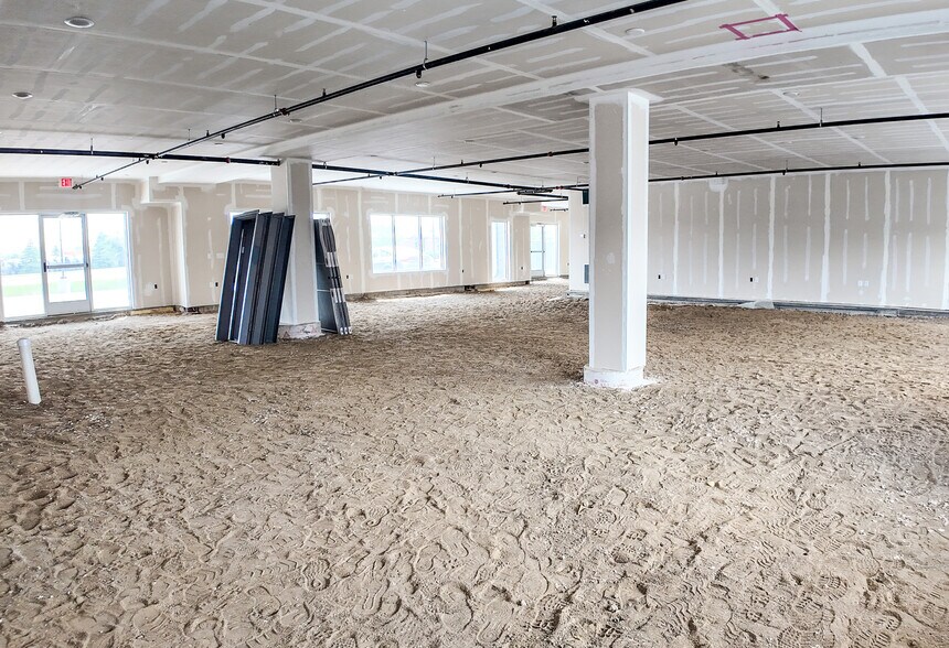 More Photos Of 300 W 85th St, Sioux Falls Apartments For Lease