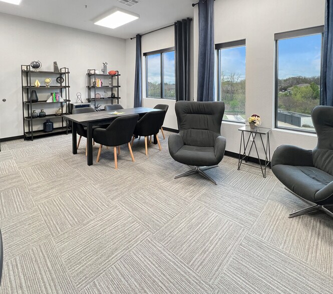 More Photos Of 3312 Teasley Ln, Denton Medical For Lease