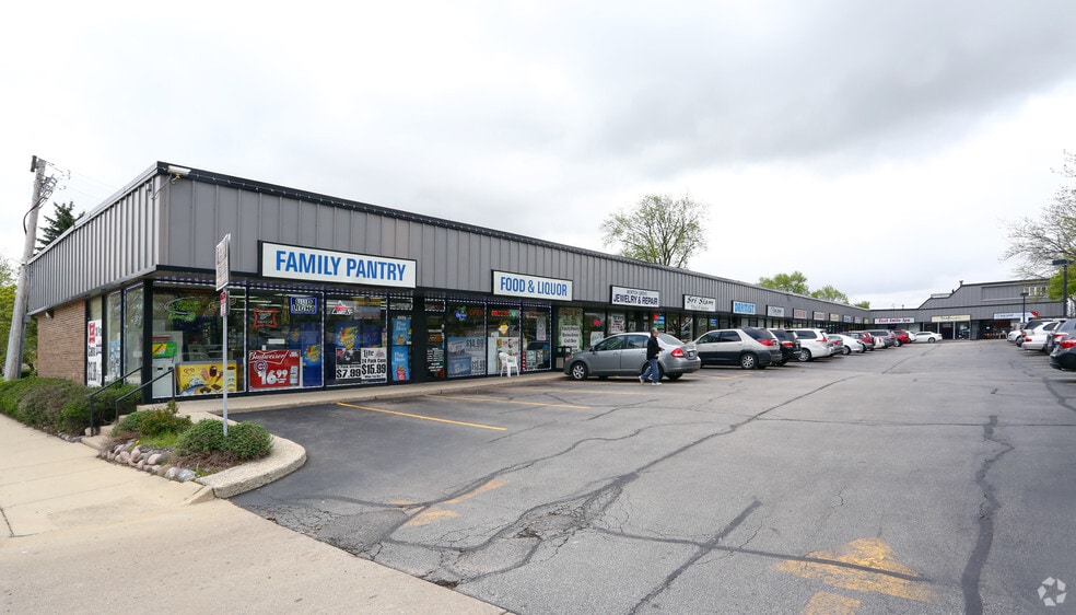 More Photos Of 9225-9259 Waukegan Rd, Morton Grove Freestanding For Lease