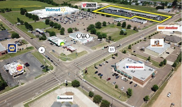 More Photos Of 100-126 Northwest Plaza Dr, Senatobia Unknown For Lease