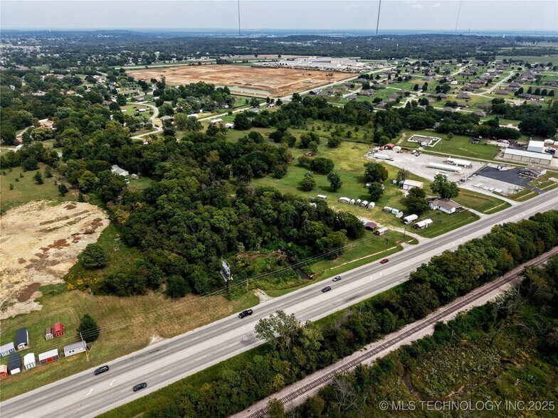 More Photos Of 25245 51 hwy, Broken Arrow Land For Sale
