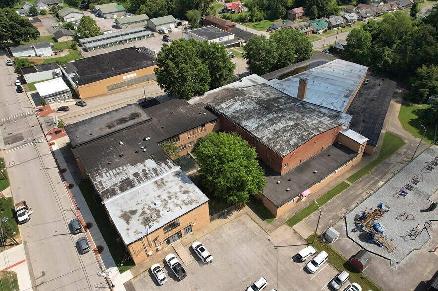 More Photos Of 302 21st St, Nitro Office Residential For Sale