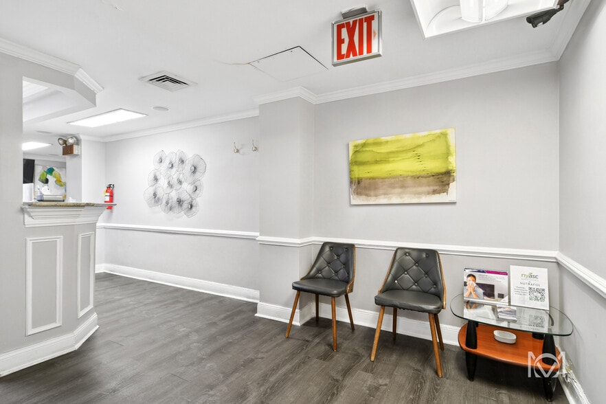 More Photos Of 120 E 36th St, New York Medical For Sale