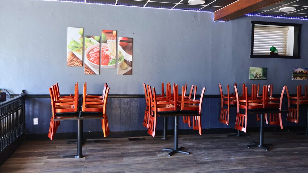 More Photos Of 103 W Main St, Annville Restaurant For Sale