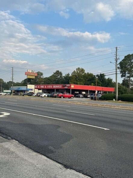 More Photos Of 2217 Manchester Expy, Columbus Auto Repair For Lease