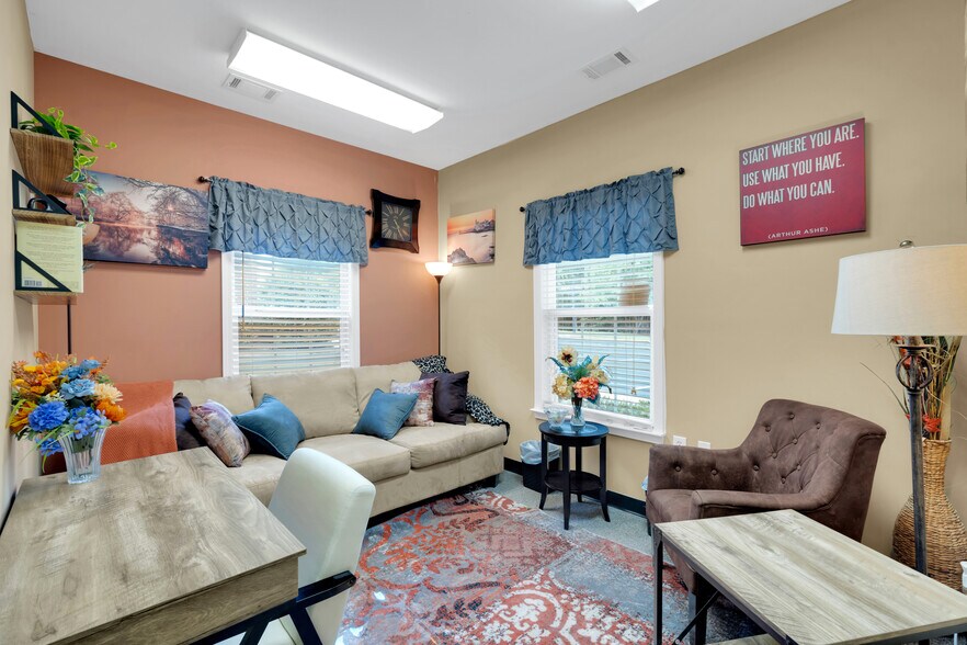 More Photos Of 248-250 Adley Way, Greenville Office For Sale