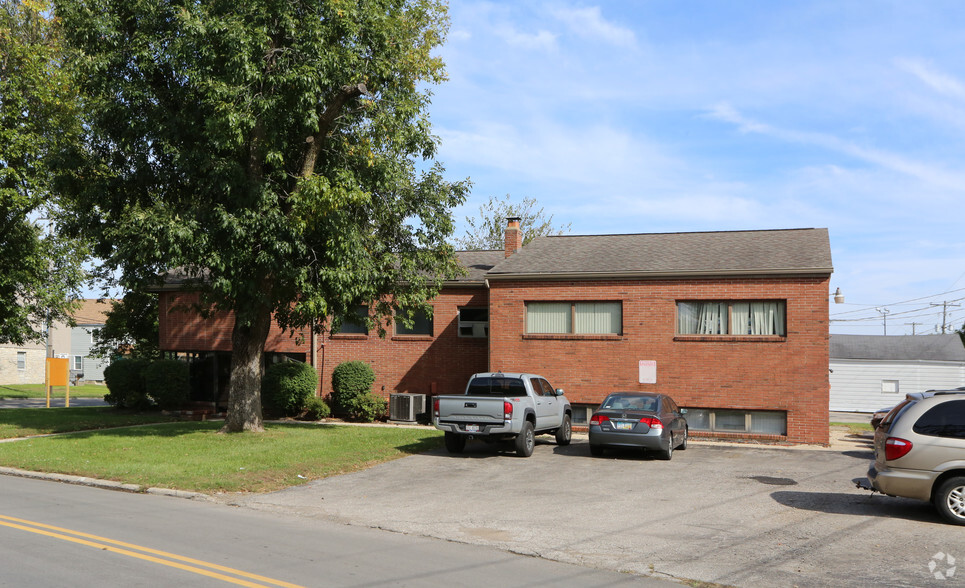 Primary Photo Of 3099 Sullivant Ave, Columbus Office For Sale