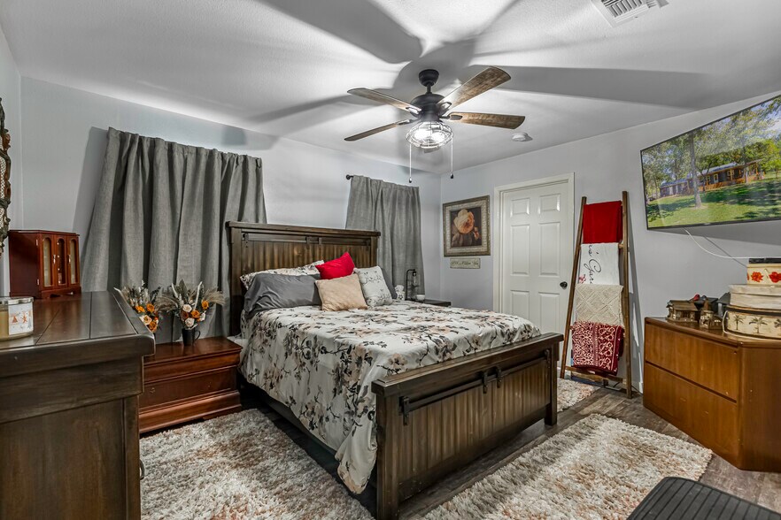 More Photos Of 20064 Private Road 3186, Marquez Specialty For Sale