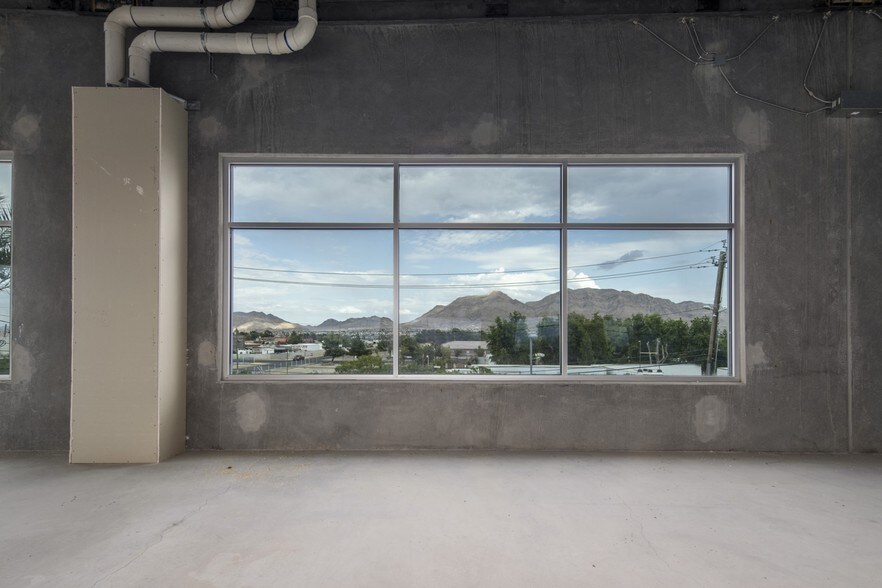 More Photos Of 1900 N Nellis Blvd, Las Vegas Medical For Lease