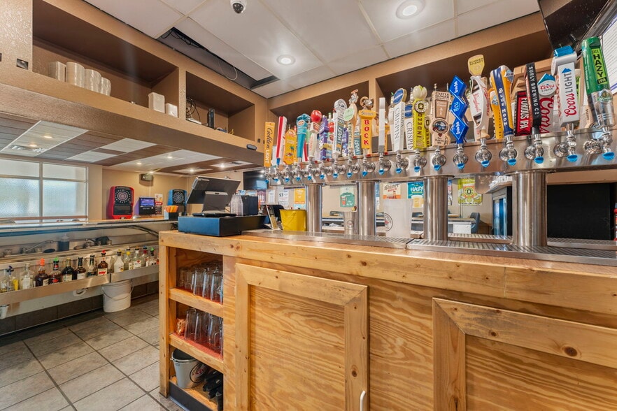 More Photos Of 118 Railroad Ave NE, Mora General Retail For Sale