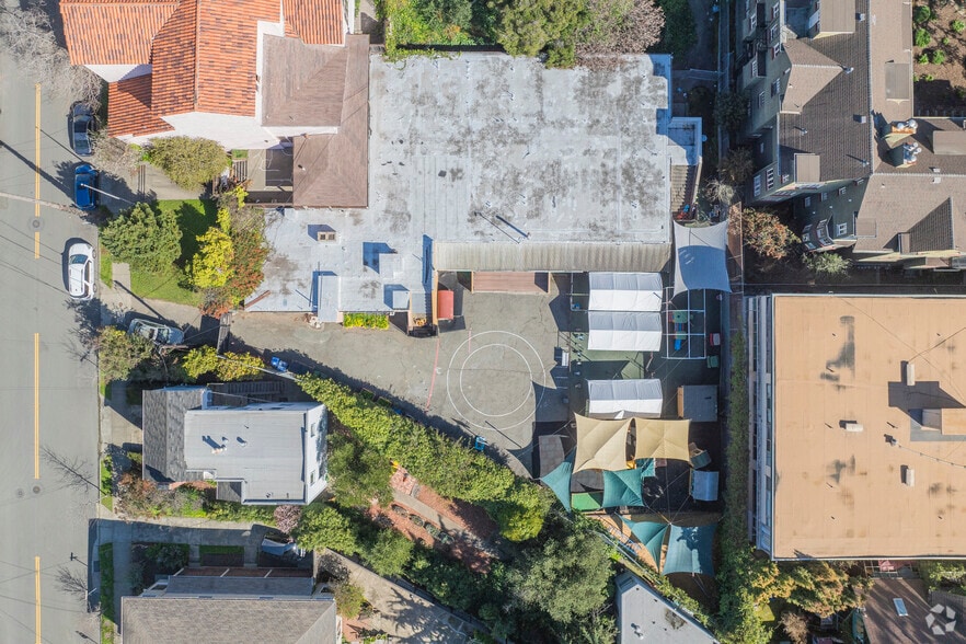 More Photos Of 2330 Prince St, Berkeley Schools For Sale