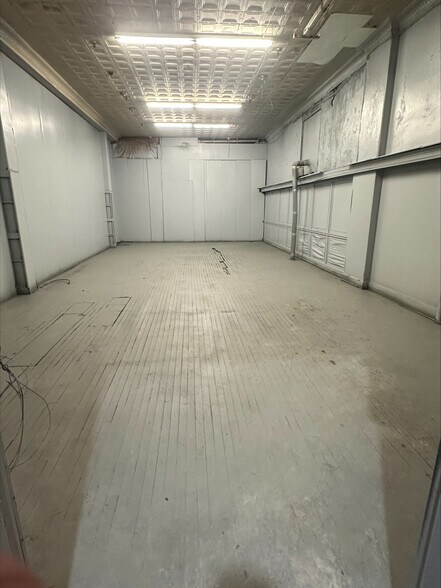 More Photos Of 976 Broadway, Buffalo Storefront For Lease