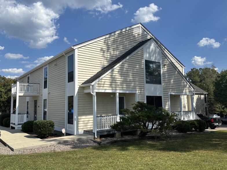 More Photos Of 3007 E Boundary Ter, Midlothian Unknown For Lease