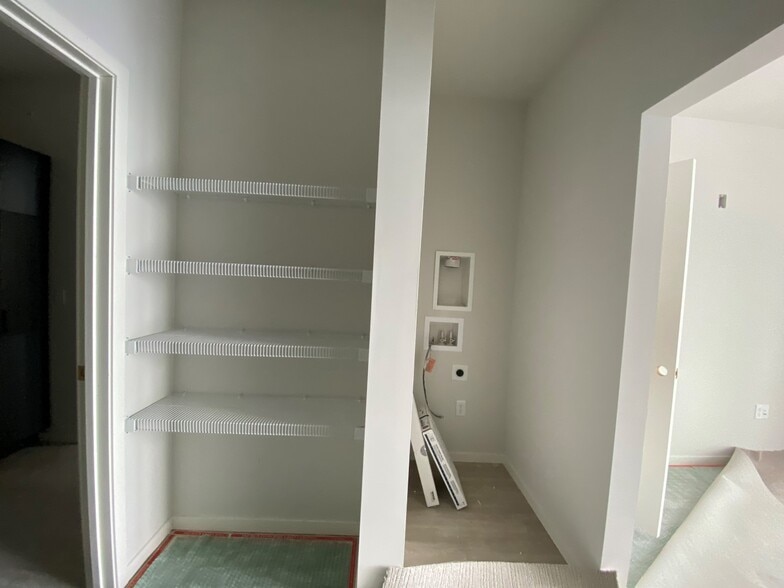 More Photos Of 1020 3rd St N, Minneapolis Apartments For Sale