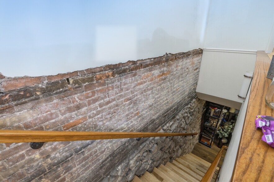 More Photos Of 713 Cooper Ave, Glenwood Springs General Retail For Sale