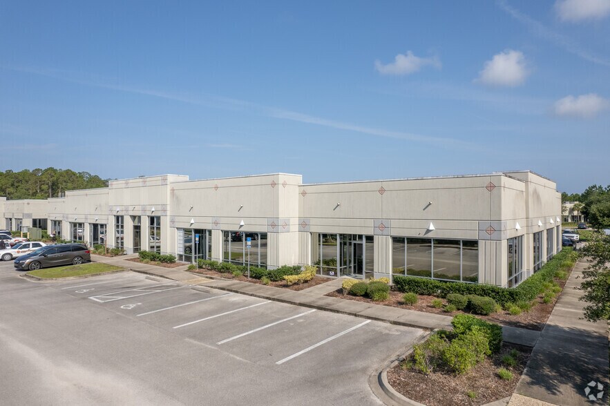 More Photos Of 1845 Town Center Blvd, Orange Park Office For Lease