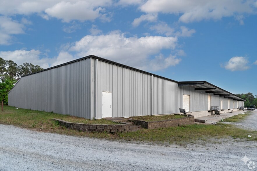 More Photos Of 1730 Five Points Ln, Fuquay Varina Warehouse For Lease