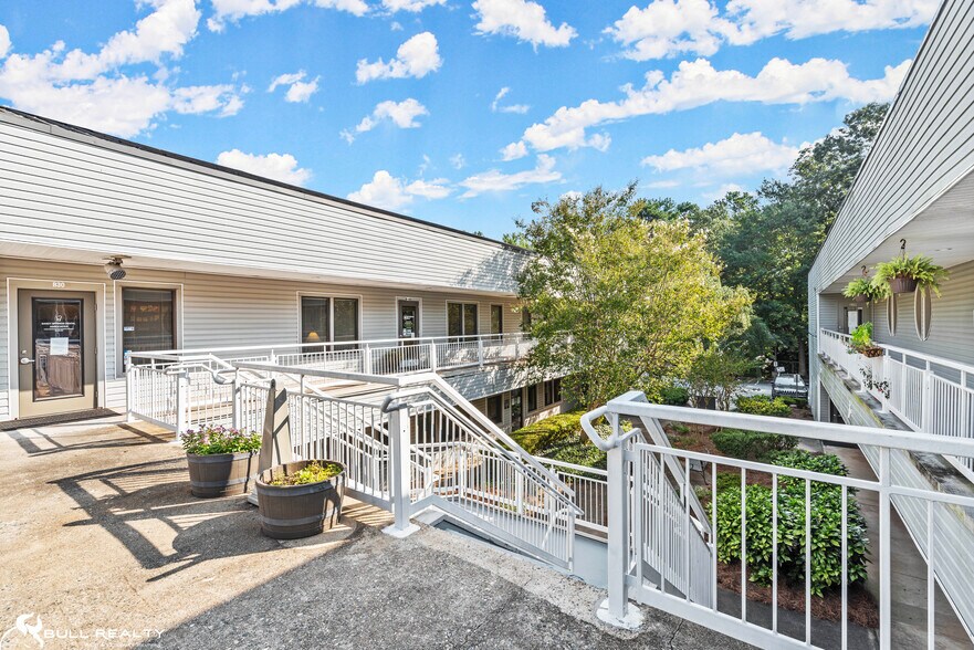 More Photos Of 6667 Vernon Woods Dr, Atlanta Medical For Lease