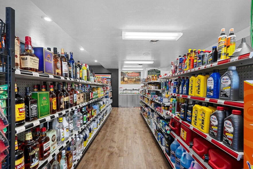 More Photos Of 15376 County Highway W, Crivitz Convenience Store For Sale